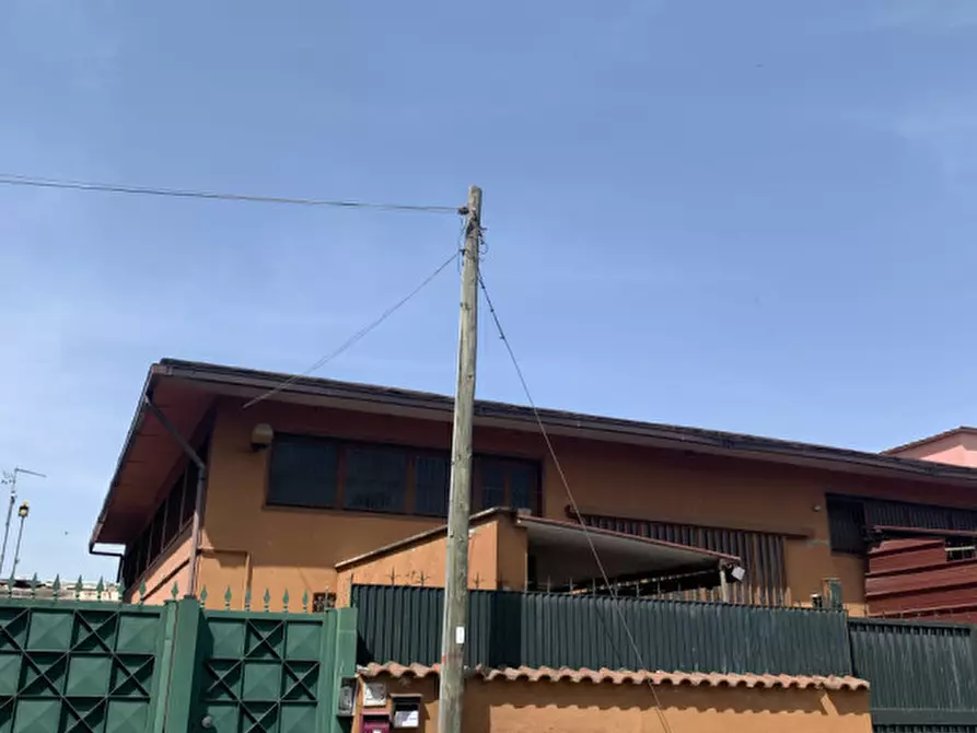 Immagine 4 di Capannone industriale in vendita  in Via Ittiri a Roma