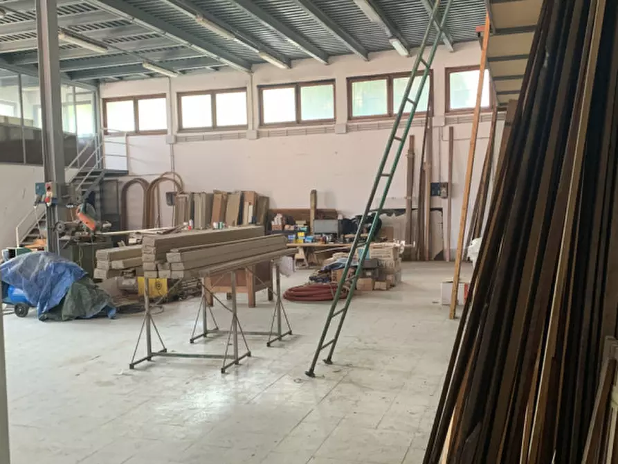 Immagine 9 di Capannone industriale in vendita  in Via Ittiri a Roma