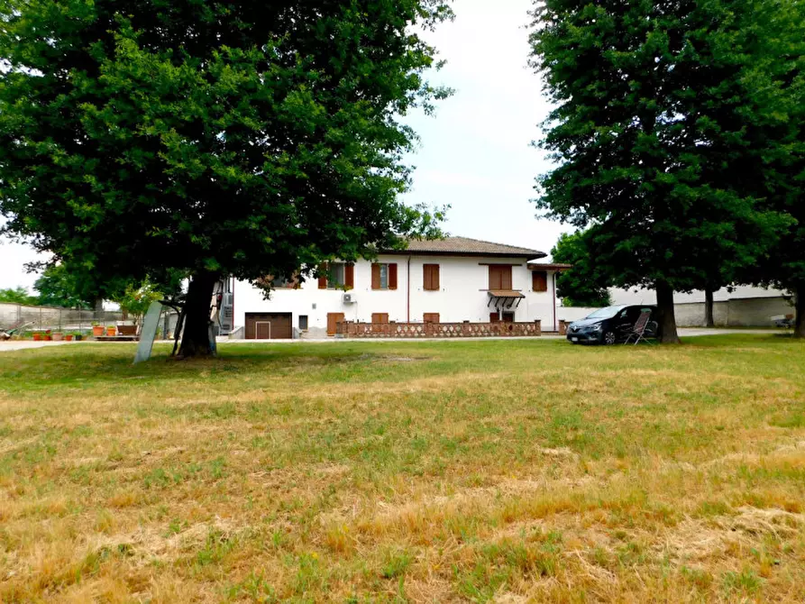 Immagine 21 di Villa in vendita  in via Tramia n° 93 a Garlasco
