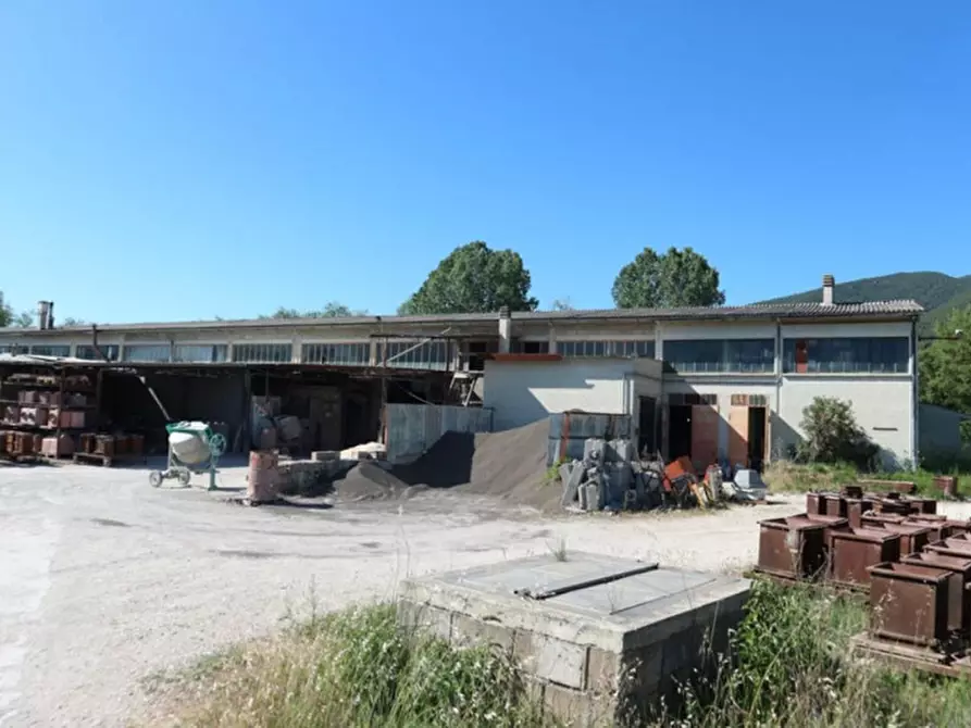 Immagine 2 di Capannone industriale in vendita  in viale firenze 4, N. snc a Campello Sul Clitunno