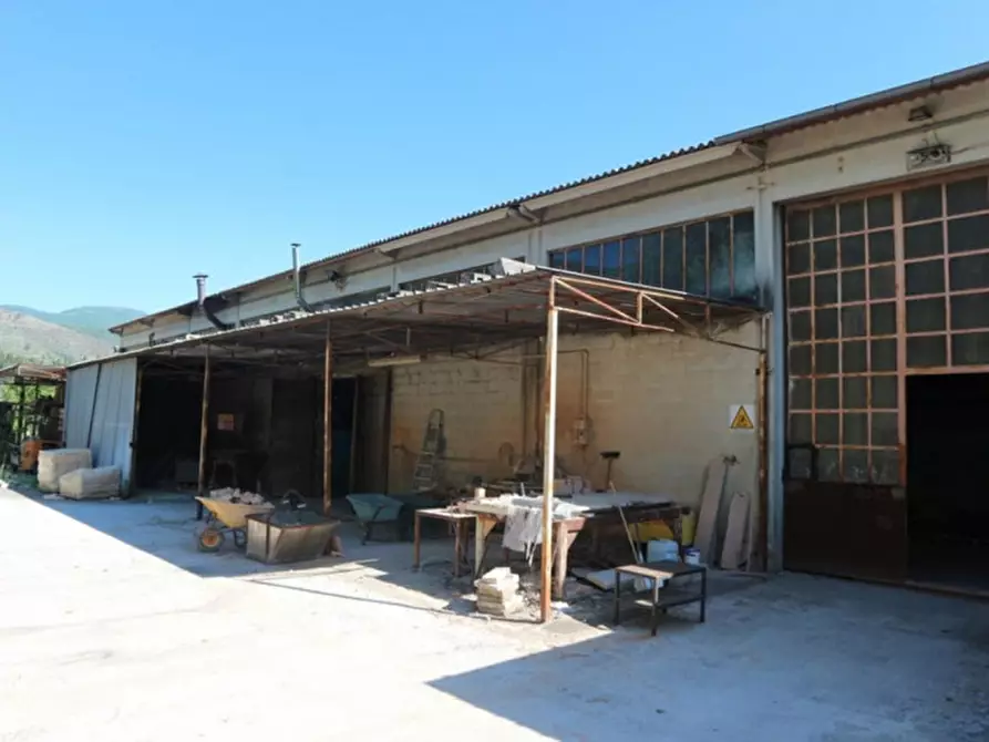 Immagine 4 di Capannone industriale in vendita  in viale firenze 4, N. snc a Campello Sul Clitunno