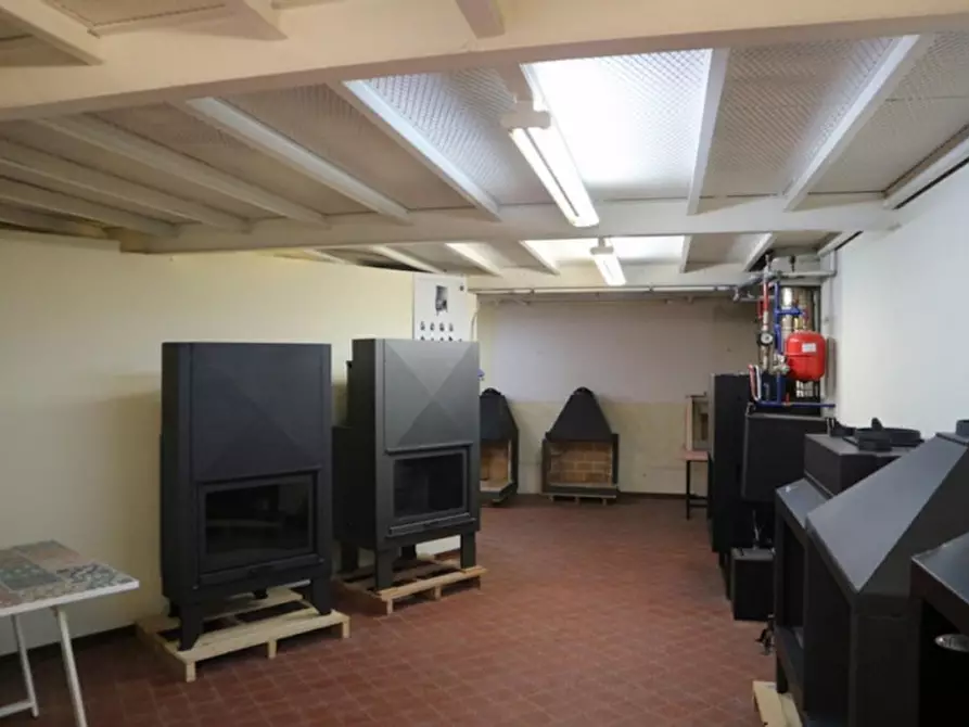 Immagine 16 di Capannone industriale in vendita  in viale firenze 4, N. snc a Campello Sul Clitunno