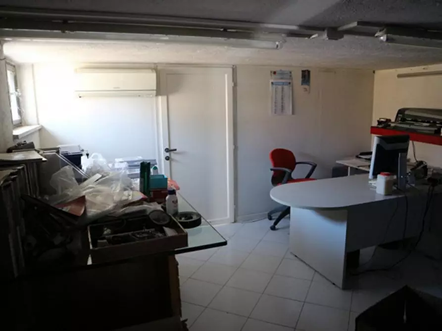 Immagine 18 di Capannone industriale in vendita  in viale firenze 4, N. snc a Campello Sul Clitunno