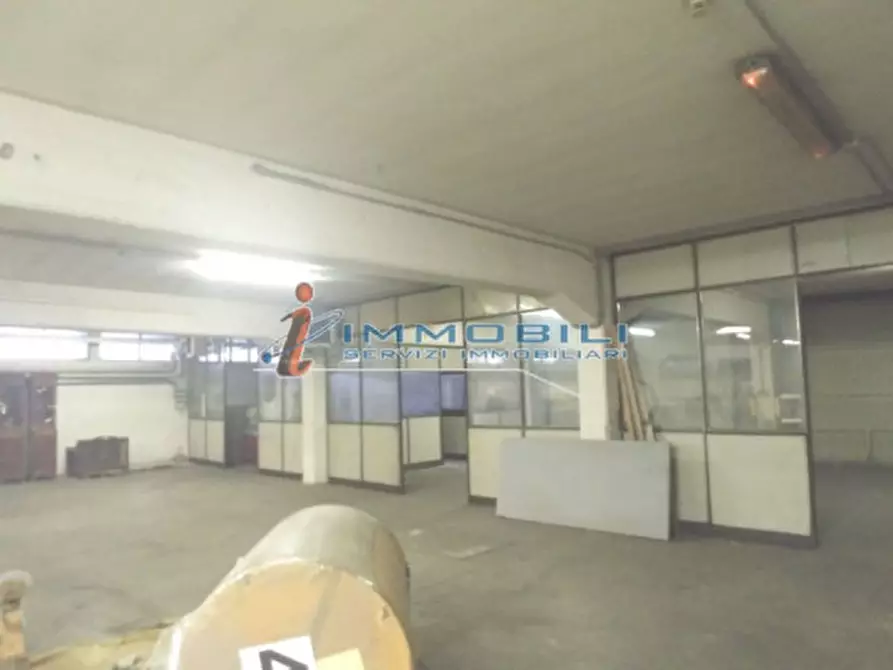 Immagine 7 di Magazzino in vendita  in VIA MECENATE a Milano