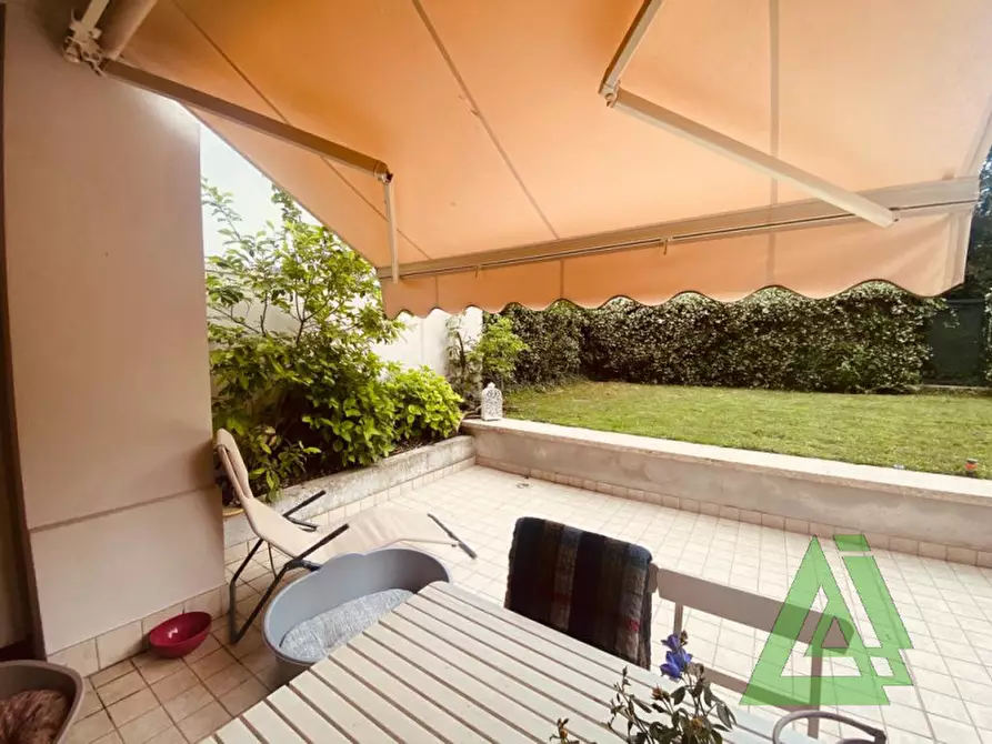 Immagine 9 di Appartamento in vendita  a Castelfranco Veneto