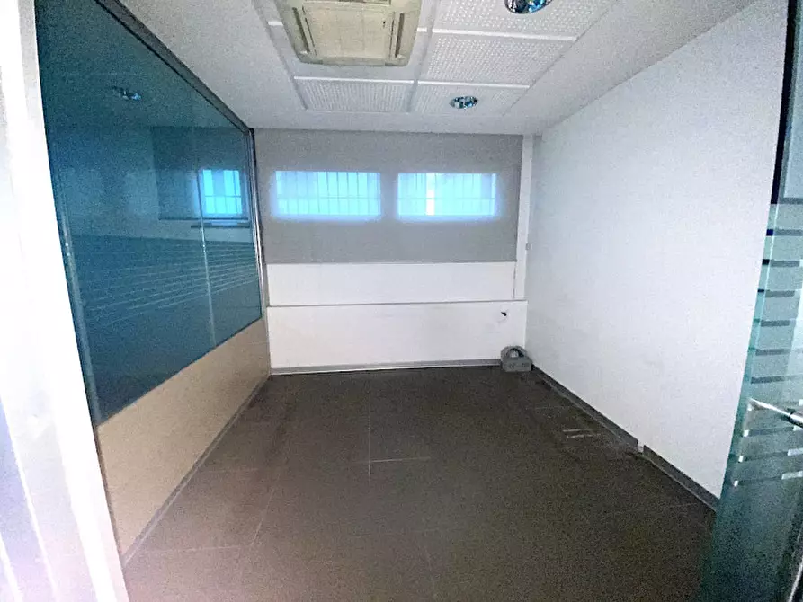 Immagine 5 di Ufficio in affitto  in VIA ROMA a Forli'