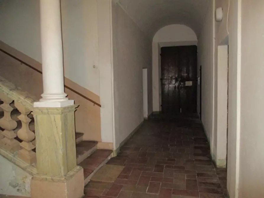 Immagine 28 di Palazzo in vendita  a Ostra