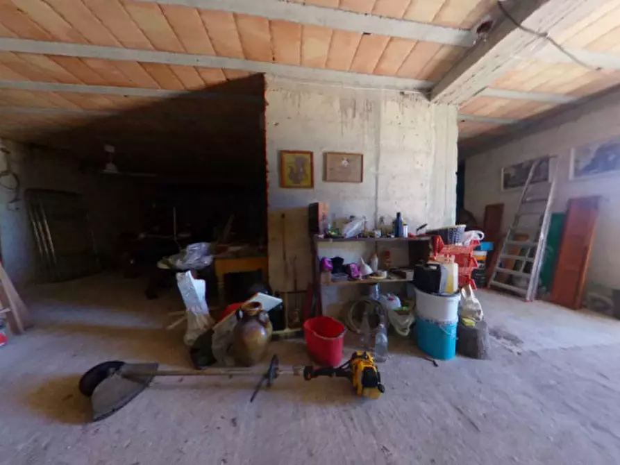 Immagine 27 di Villa in vendita  in Ardig a Fasano