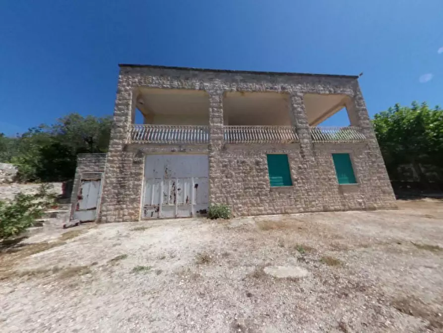 Immagine 50 di Villa in vendita  in Ardig a Fasano