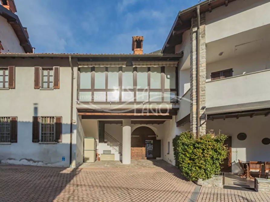 Immagine 1 di Appartamento in vendita  in via Mognano a Como