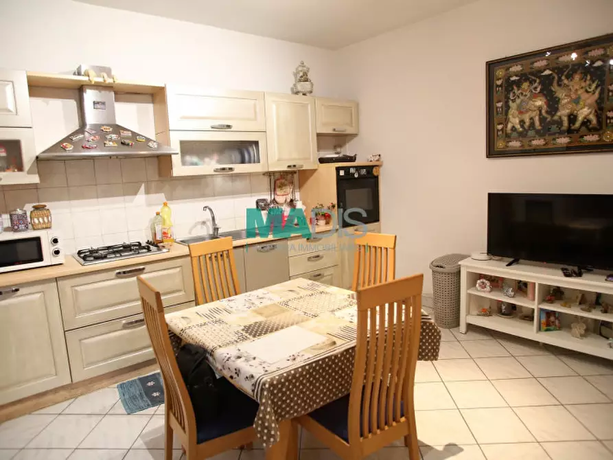 Immagine 3 di Casa indipendente in vendita  in via cava a Prato