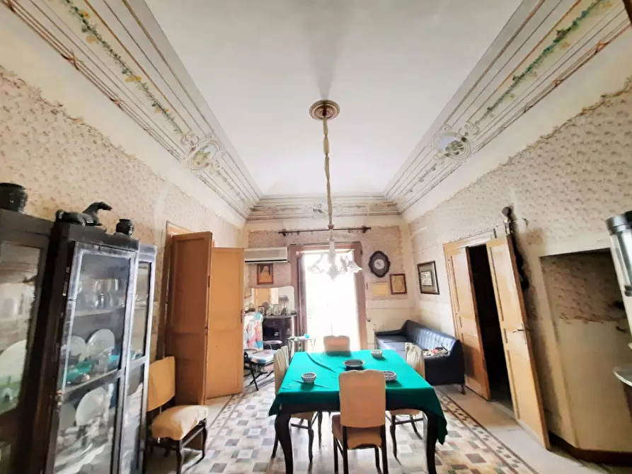 Immagine 11 di Palazzo in vendita  in Via Gioberti a Partinico