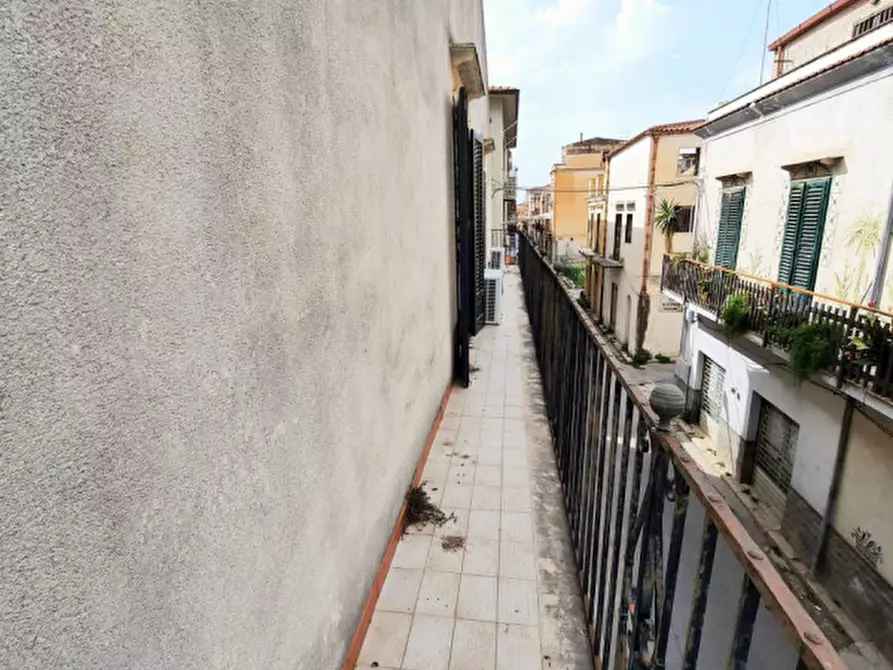 Immagine 13 di Palazzo in vendita  in Via Gioberti a Partinico