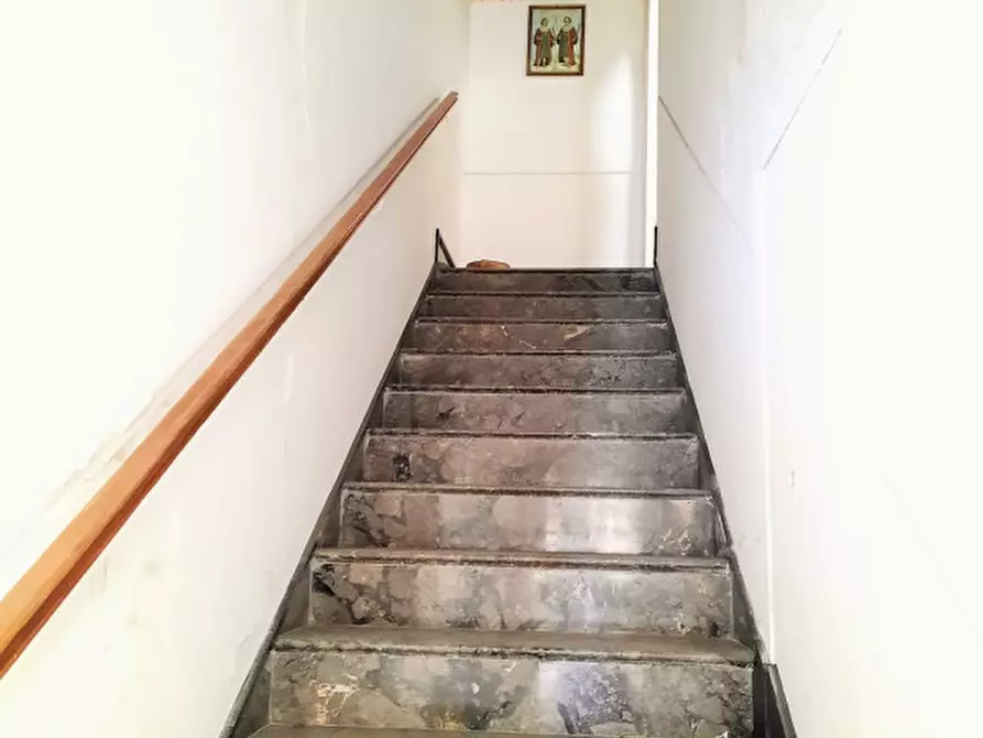 Immagine 20 di Palazzo in vendita  in Via Gioberti a Partinico