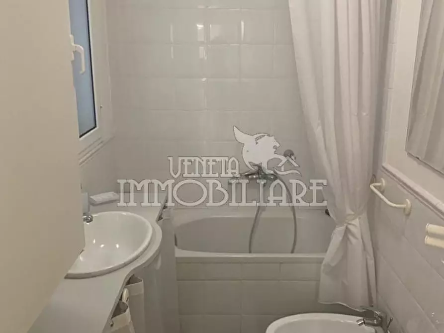 Immagine 9 di Appartamento in affitto  in via del molo a Genova