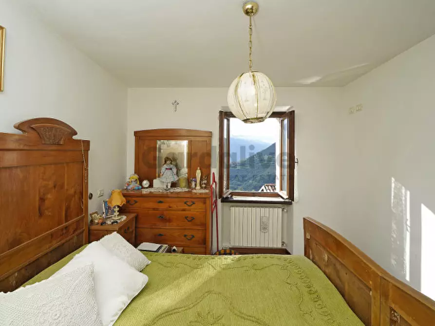 Immagine 16 di Casa indipendente in vendita  in Via Simosegna a Tremosine