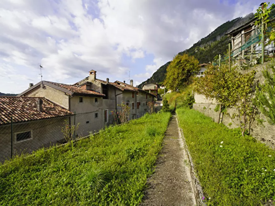 Immagine 18 di Casa indipendente in vendita  in Via Simosegna a Tremosine