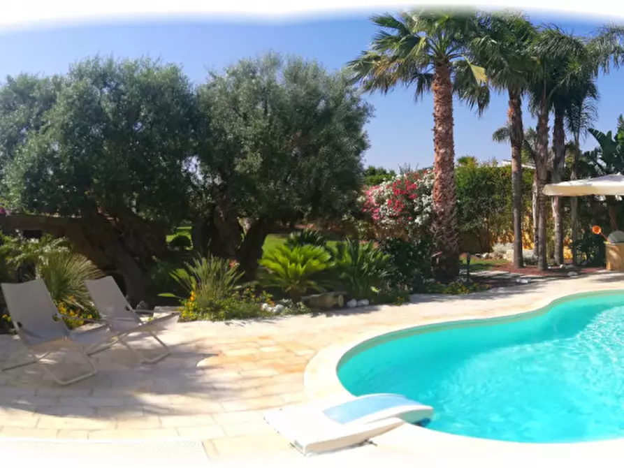 Immagine 5 di Villa in vendita  in CAPITOLO a Monopoli