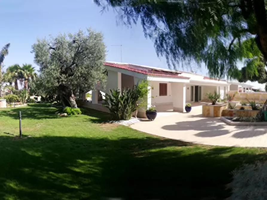 Immagine 25 di Villa in vendita  in CAPITOLO a Monopoli