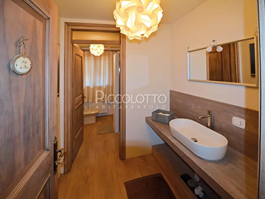 Immagine 6 di Villa in vendita  in via Tirette a Riese Pio x