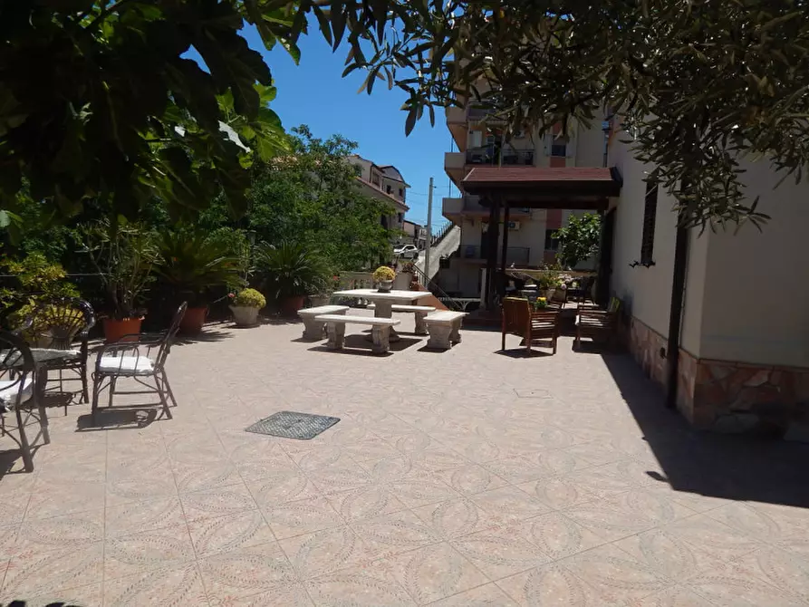 Immagine 6 di Villa in vendita  in via della galleria a Soverato