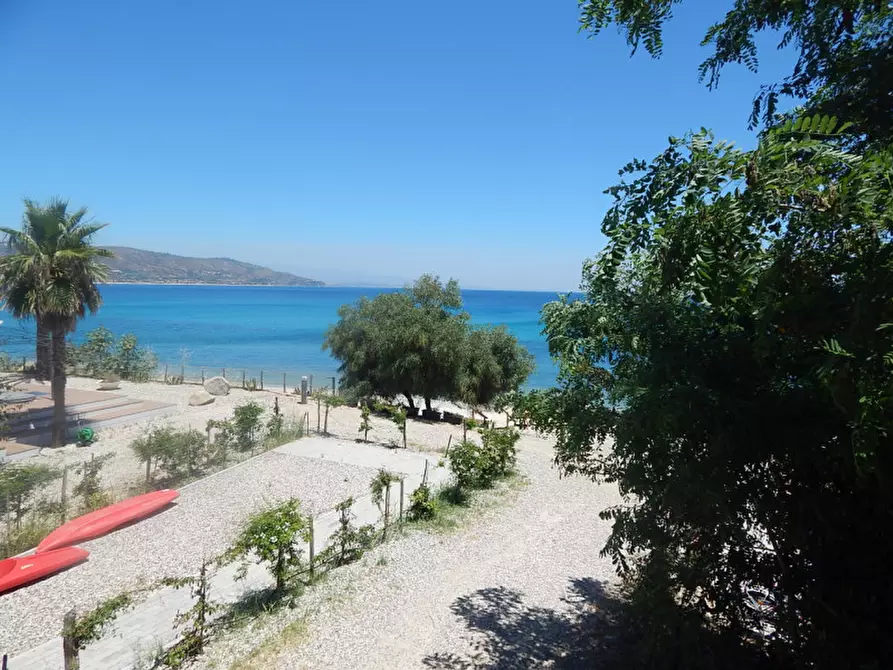 Immagine 9 di Villa in vendita  in via della galleria a Soverato