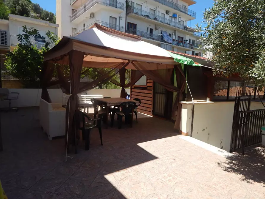 Immagine 12 di Villa in vendita  in via della galleria a Soverato