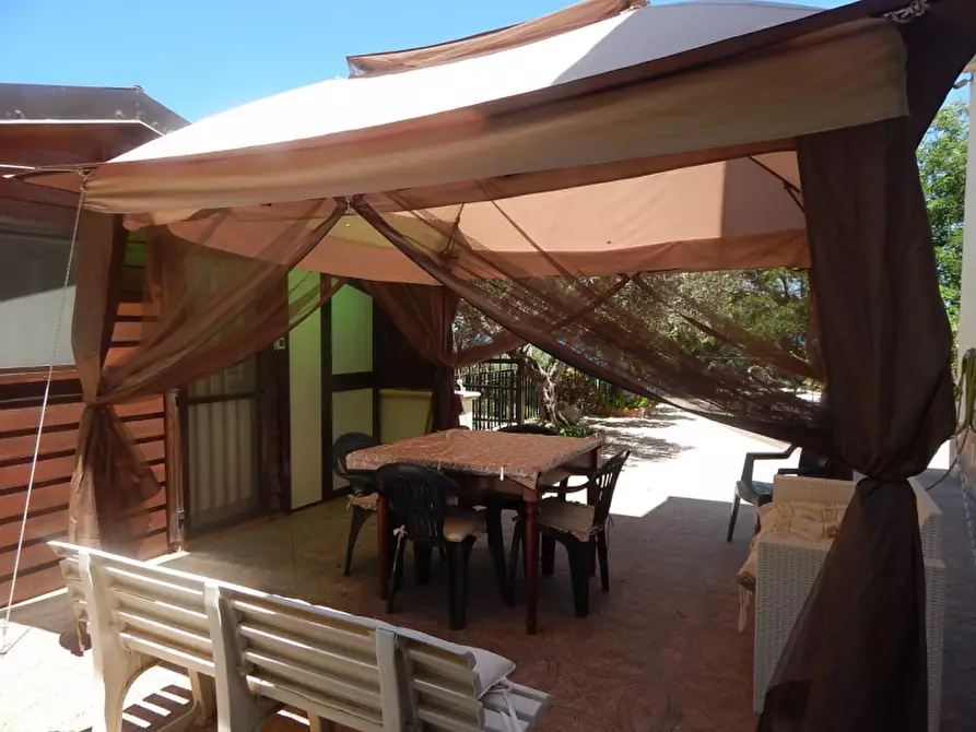 Immagine 14 di Villa in vendita  in via della galleria a Soverato