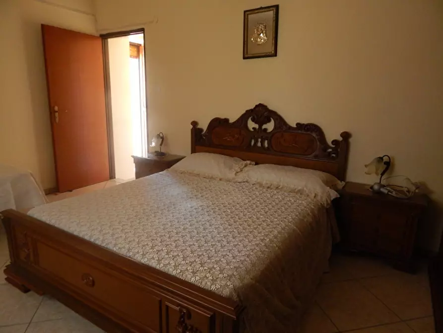 Immagine 15 di Villa in vendita  in via della galleria a Soverato