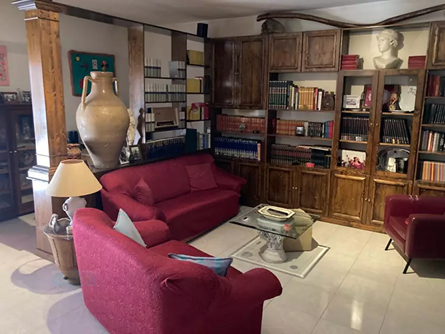 Immagine 2 di Appartamento in vendita  in Via Sacerdote Paolo Lisi a Ceglie Messapico