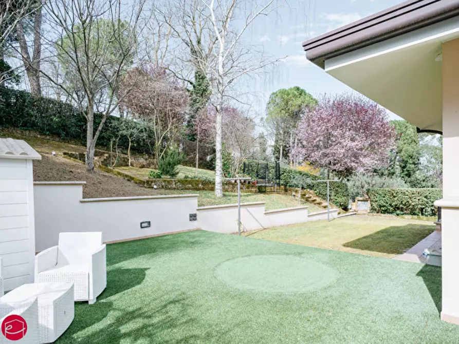 Immagine 12 di Villa in vendita  a Montiano