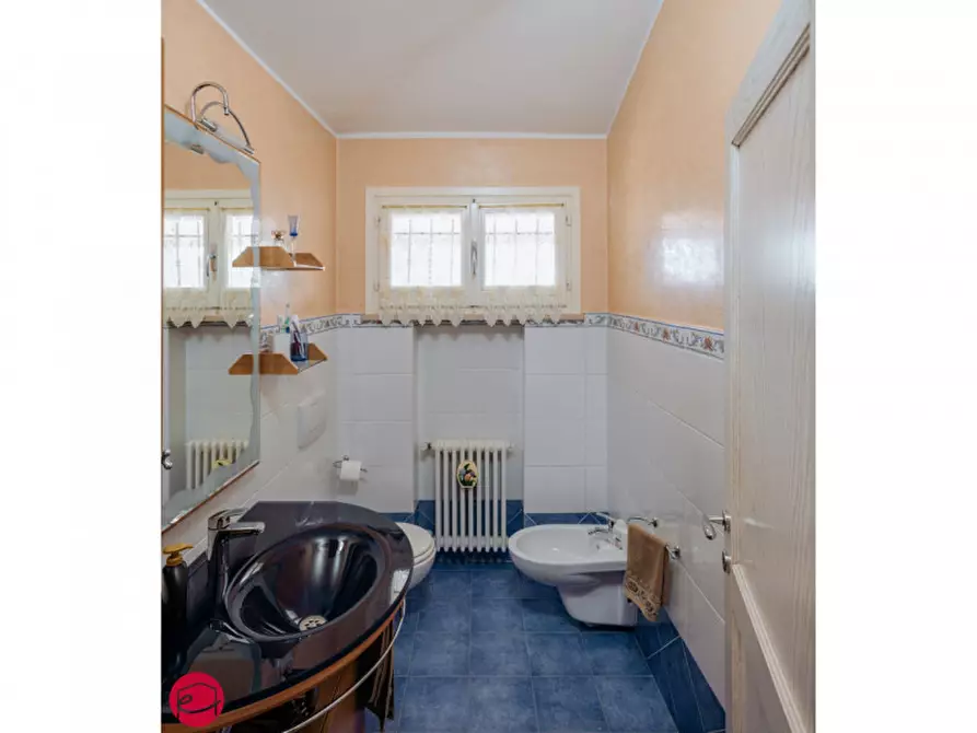 Immagine 28 di Villa in vendita  a Montiano