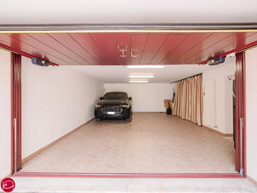 Immagine 38 di Villa in vendita  a Montiano