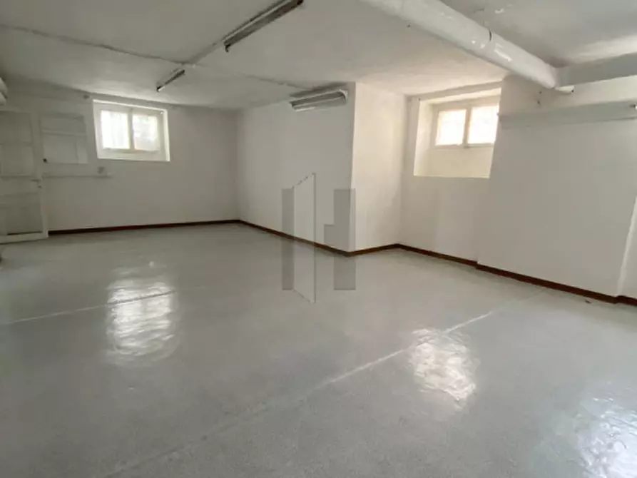 Immagine 1 di Magazzino in affitto  in Via San Zeno 141 a Brescia