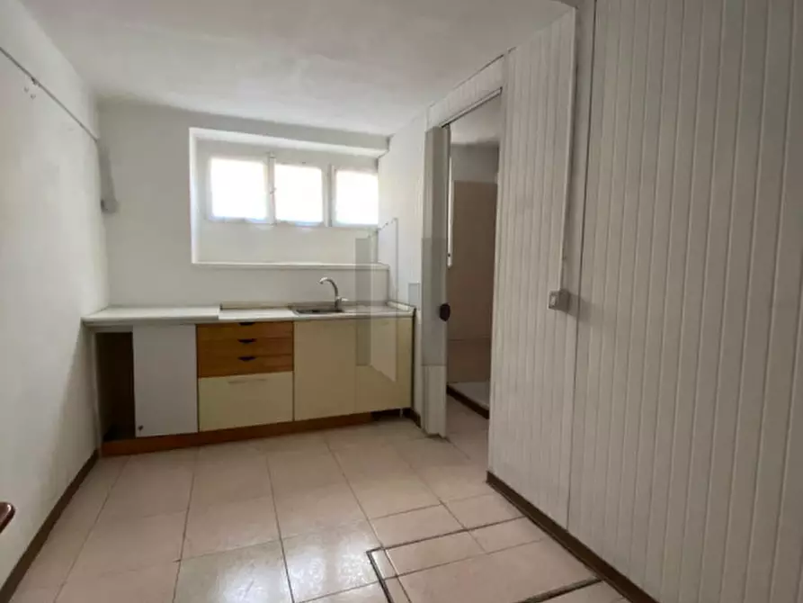 Immagine 14 di Magazzino in affitto  in Via San Zeno 141 a Brescia