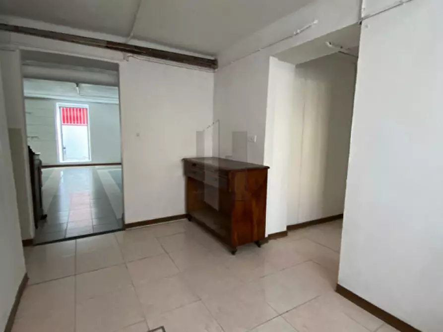 Immagine 17 di Magazzino in affitto  in Via San Zeno 141 a Brescia