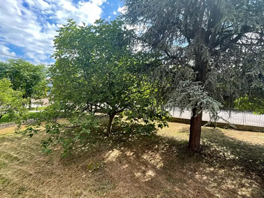 Immagine 2 di Casa indipendente in vendita  in VIA PASCOLI a Salzano