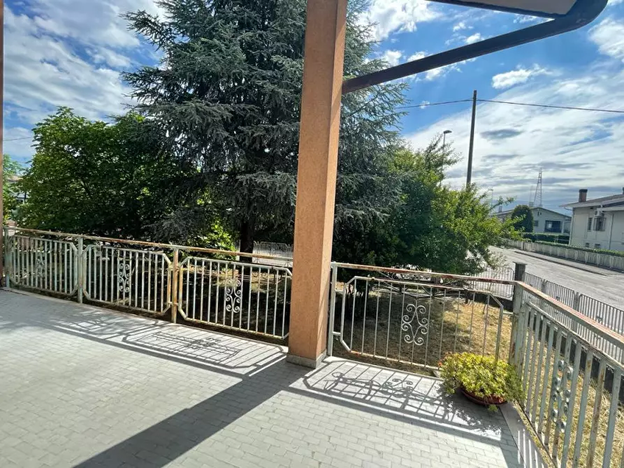 Immagine 16 di Casa indipendente in vendita  in VIA PASCOLI a Salzano