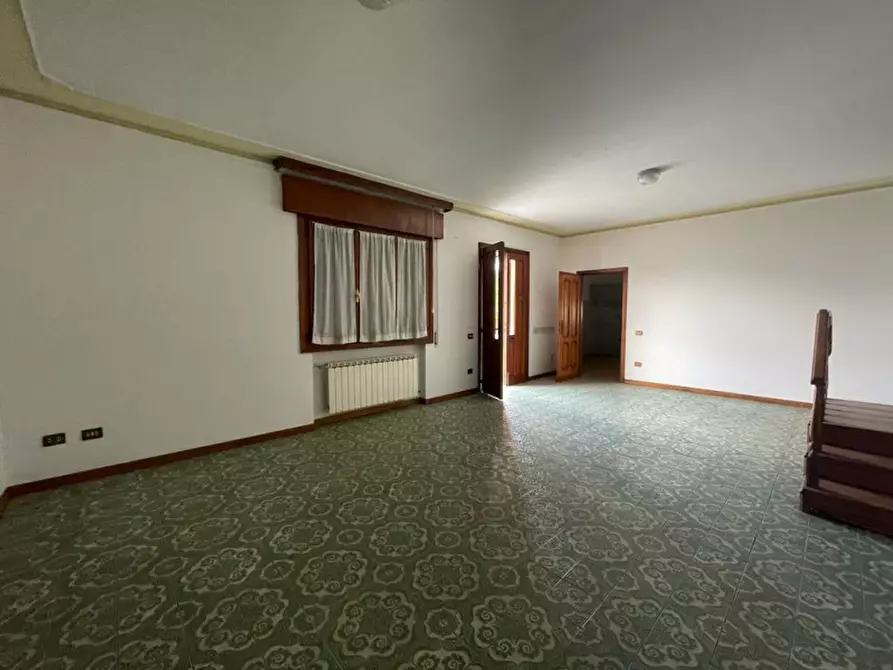 Immagine 19 di Casa indipendente in vendita  in VIA PASCOLI a Salzano