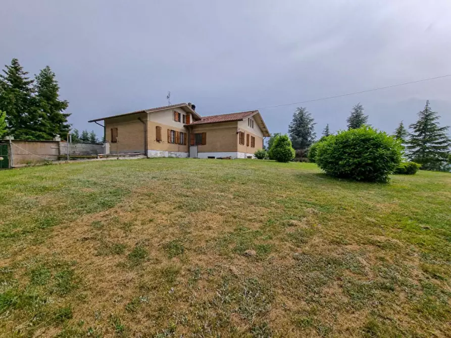 Immagine 5 di Casa trifamiliare in vendita  in strada provinciale delle Cesane 109 a Urbino