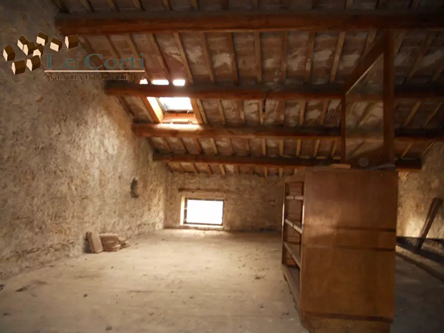 Immagine 5 di Rustico / casale in vendita  a Alonte