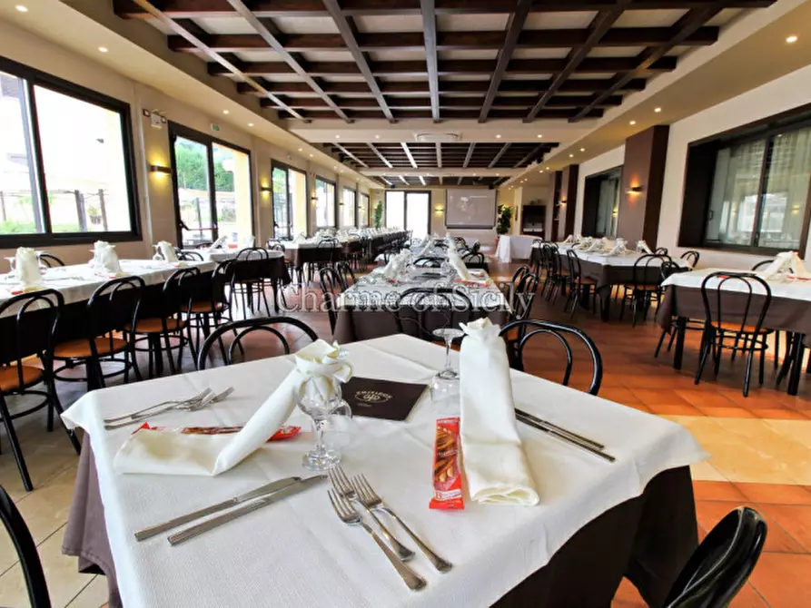 Immagine 10 di Hotel in vendita  in SC 40 a Ispica