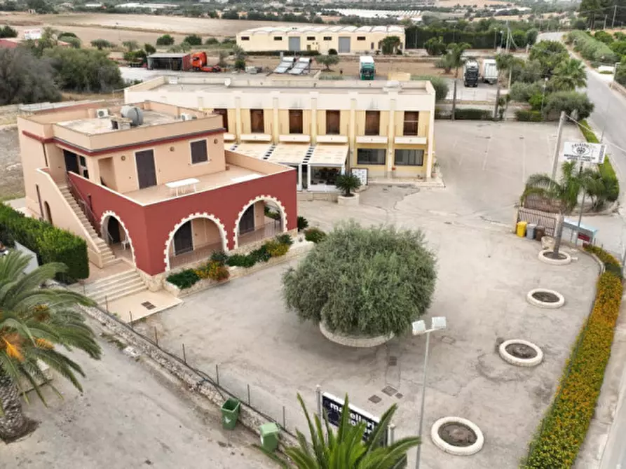 Immagine 24 di Hotel in vendita  in SC 40 a Ispica