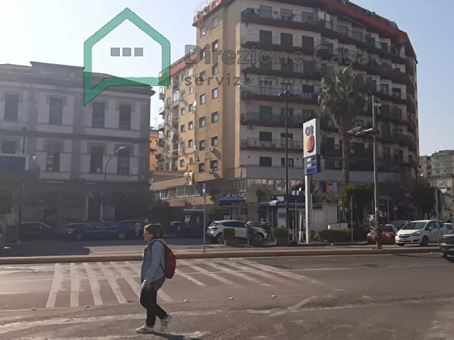 Immagine 4 di Magazzino in vendita  in PIAZZA PODERICO, 16 a Napoli
