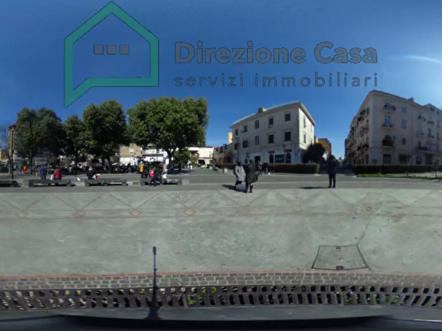 Immagine 8 di Magazzino in vendita  in PIAZZA PODERICO, 16 a Napoli