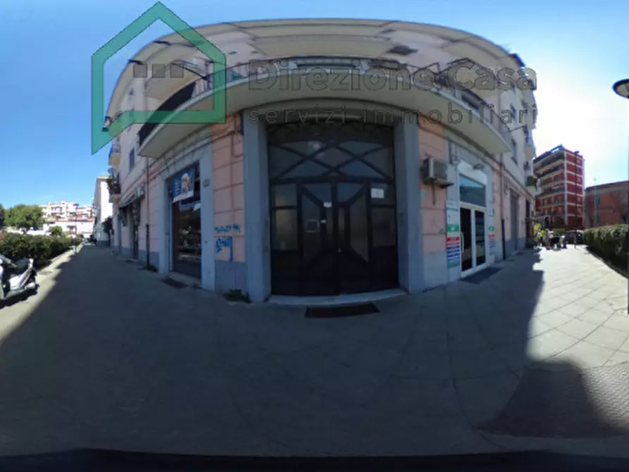 Immagine 9 di Magazzino in vendita  in PIAZZA PODERICO, 16 a Napoli