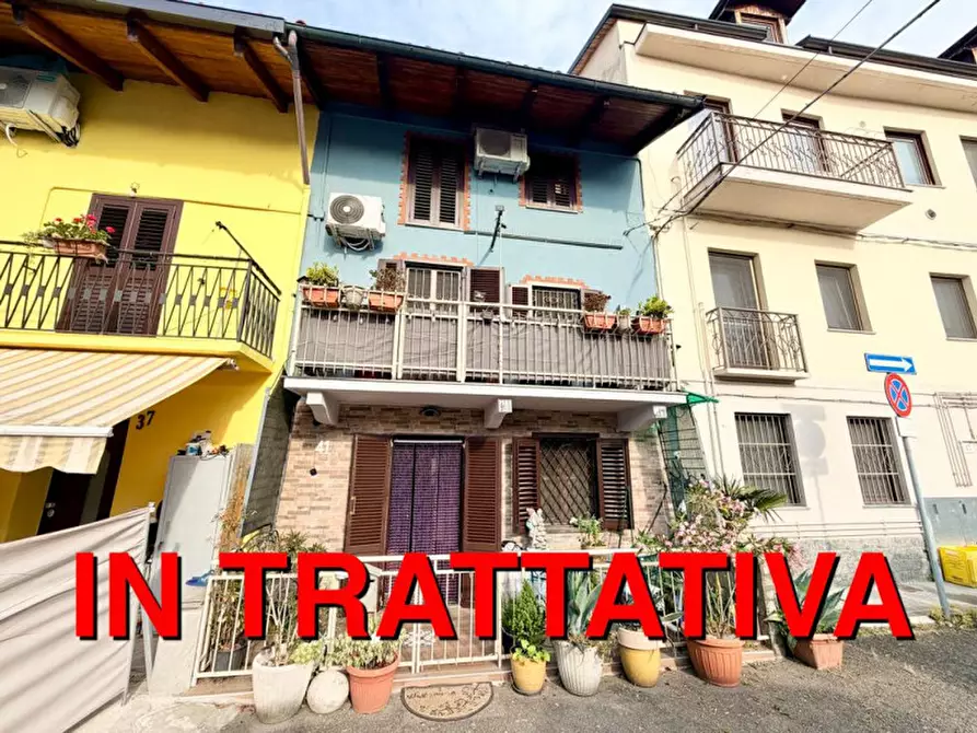 Immagine 1 di Villetta a schiera in vendita  in Piazza Monte Tabor 41 a Torino