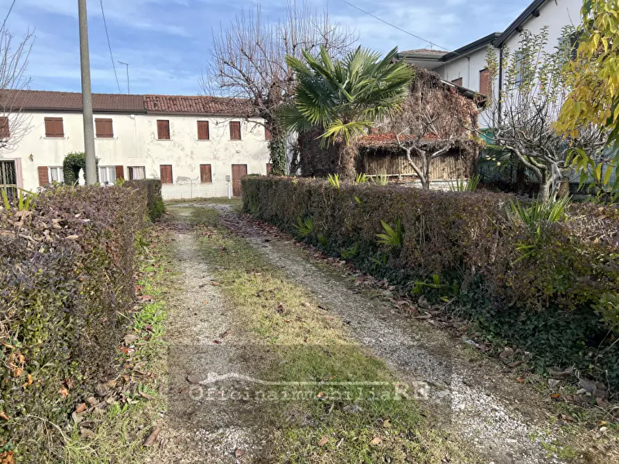 Immagine 1 di Rustico / casale in vendita  in Via Castellaro a Fosso'