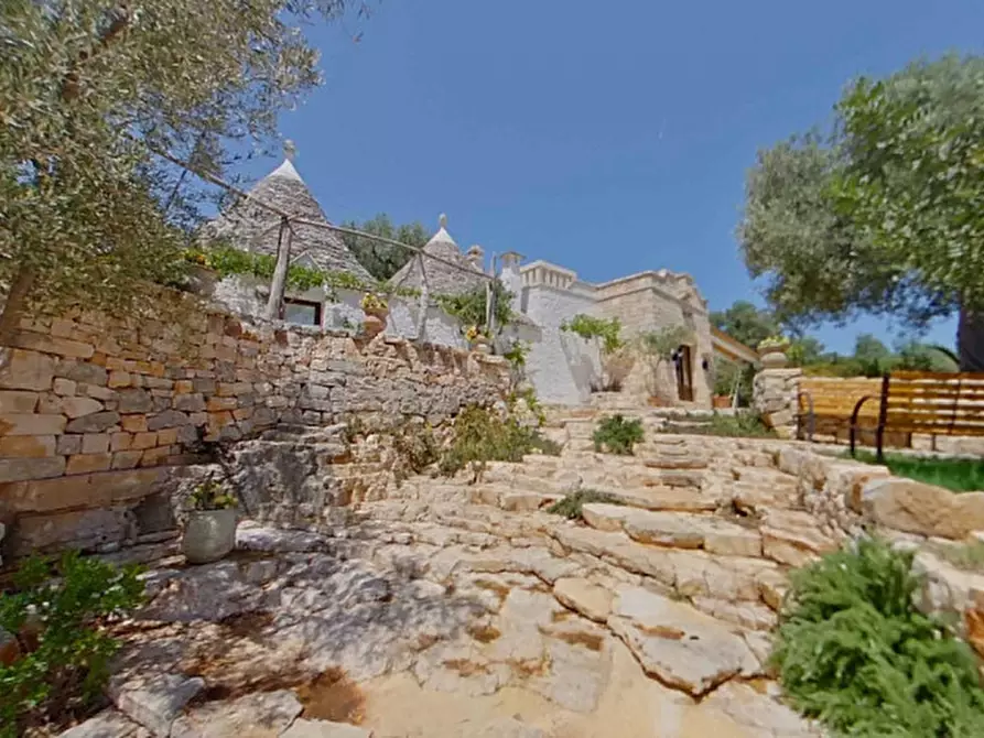 Immagine 4 di Rustico / casale in vendita  a Fasano