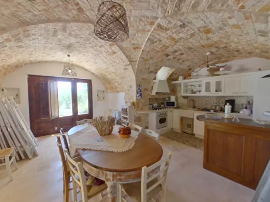 Immagine 12 di Rustico / casale in vendita  a Fasano